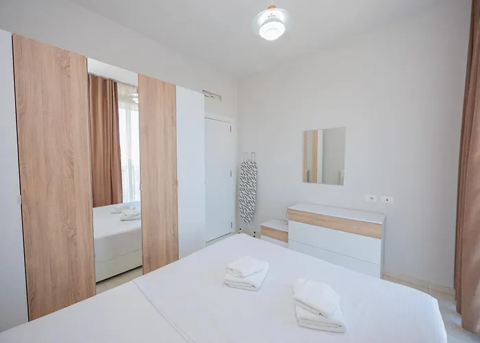 Διαμέρισμα Luxury With Parking