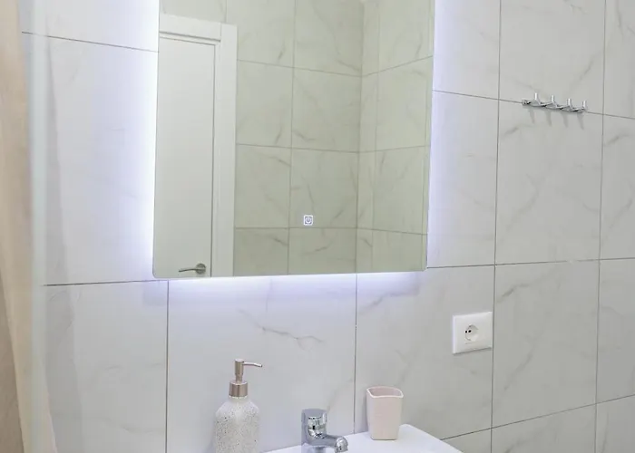 Luxury With Parking 公寓 *